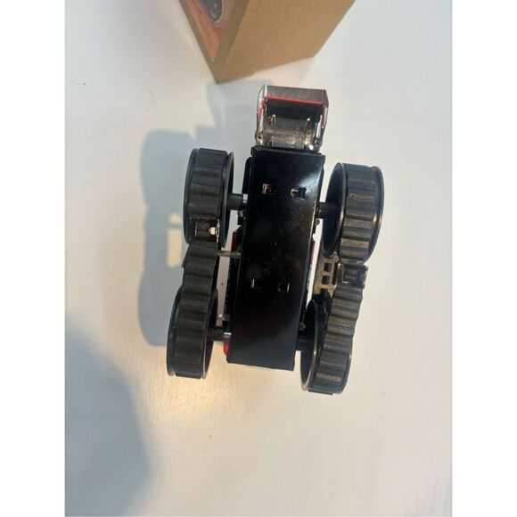 Vintage Wind-Up Tin Toy Tractor – Farmer on Red Crawler with Box – 6” Collectibl - Picture 11 of 15
